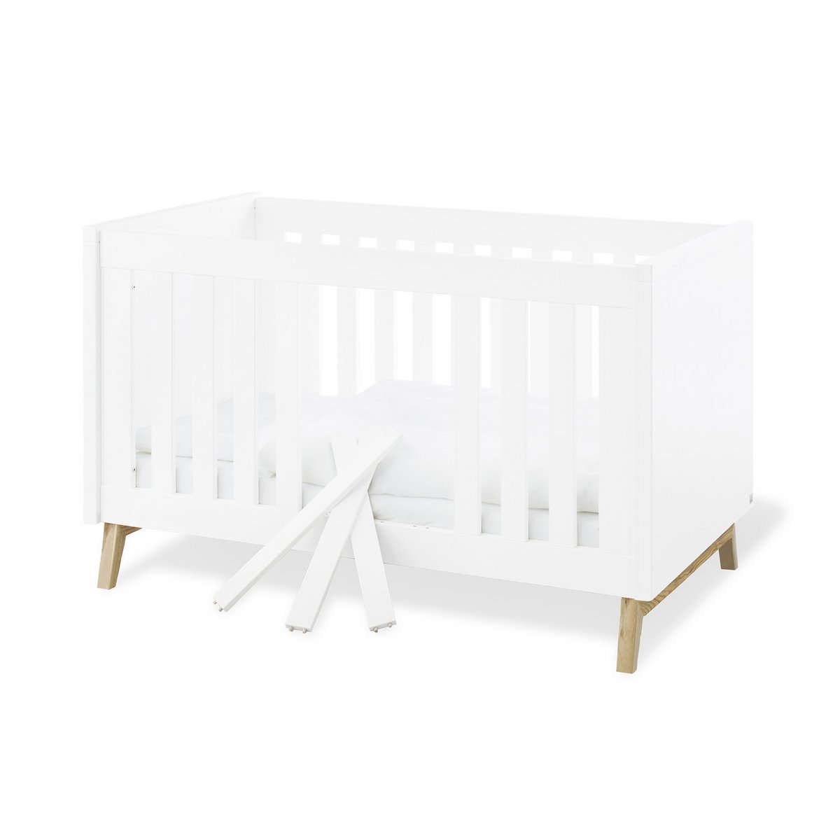 Children's room 'Riva' - 4 parts: Bedstead/Wide chest of drawers/3-door wardrobe/Wall shelf - White/Natural