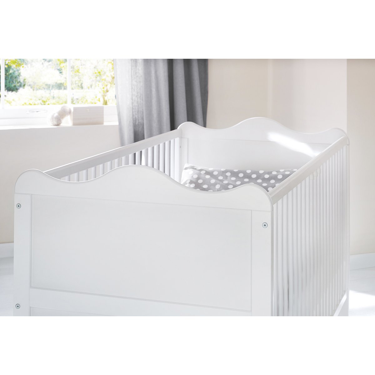 Children's room 'Florentina' - 4 parts: Bedstead/Wide Chest of Drawers/Wide Shelf/2-door Wardrobe - White