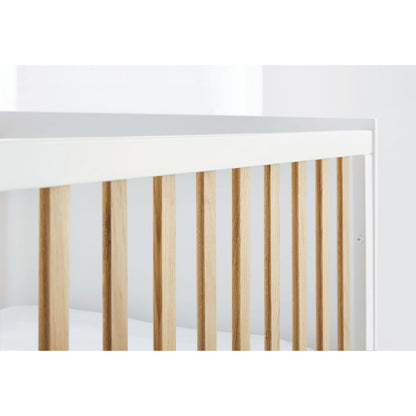 Children's room 'Pan' - 2 parts: Bed/Extra Wide Chest of Drawers - White/Natural