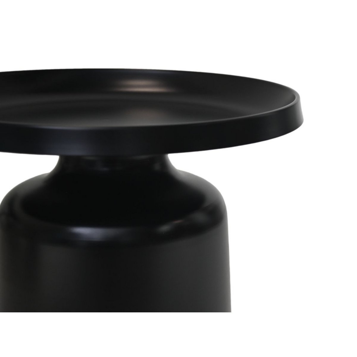 Side table 'Mara' - Powder-coated Metal - Black